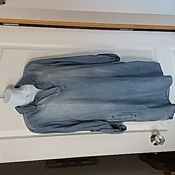 Saks fifth avenue chambray tunic - Picture 1 of 7